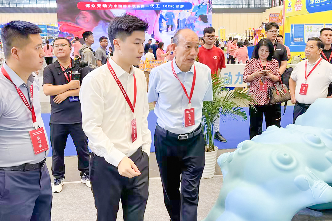 2024中國（中部）文旅產(chǎn)業(yè)博覽會圓滿閉幕，河南省政協(xié)及文旅廳領(lǐng)導(dǎo)蒞臨凱奇展廳