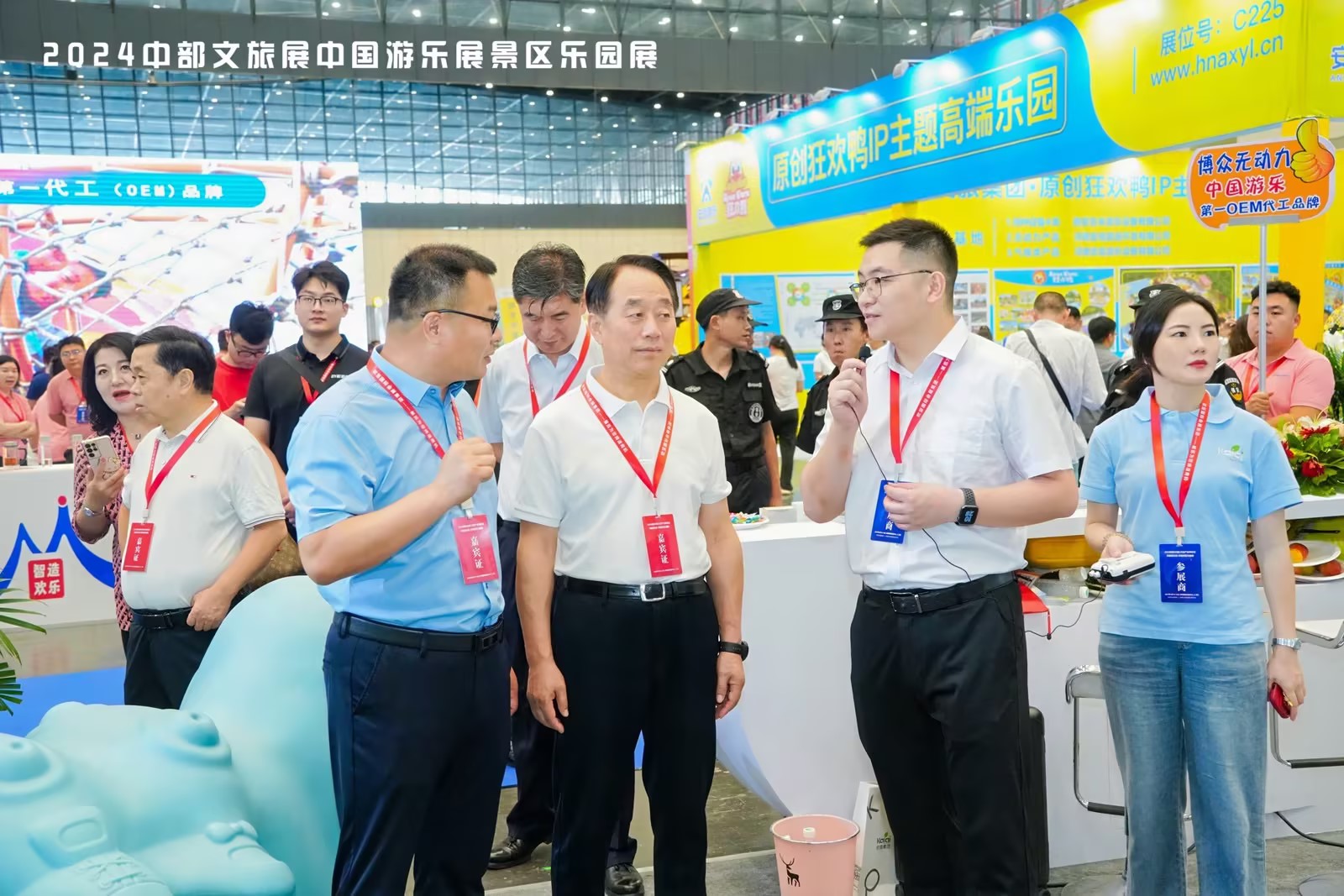 2024中國（中部）文旅產(chǎn)業(yè)博覽會圓滿閉幕，河南省政協(xié)及文旅廳領(lǐng)導(dǎo)蒞臨凱奇展廳